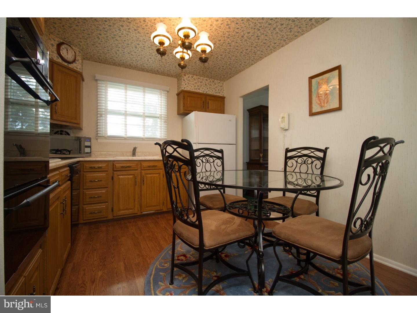 9701 Portis Road Philadelphia, PA 19115 - Photo 7 of 25 Dining Room