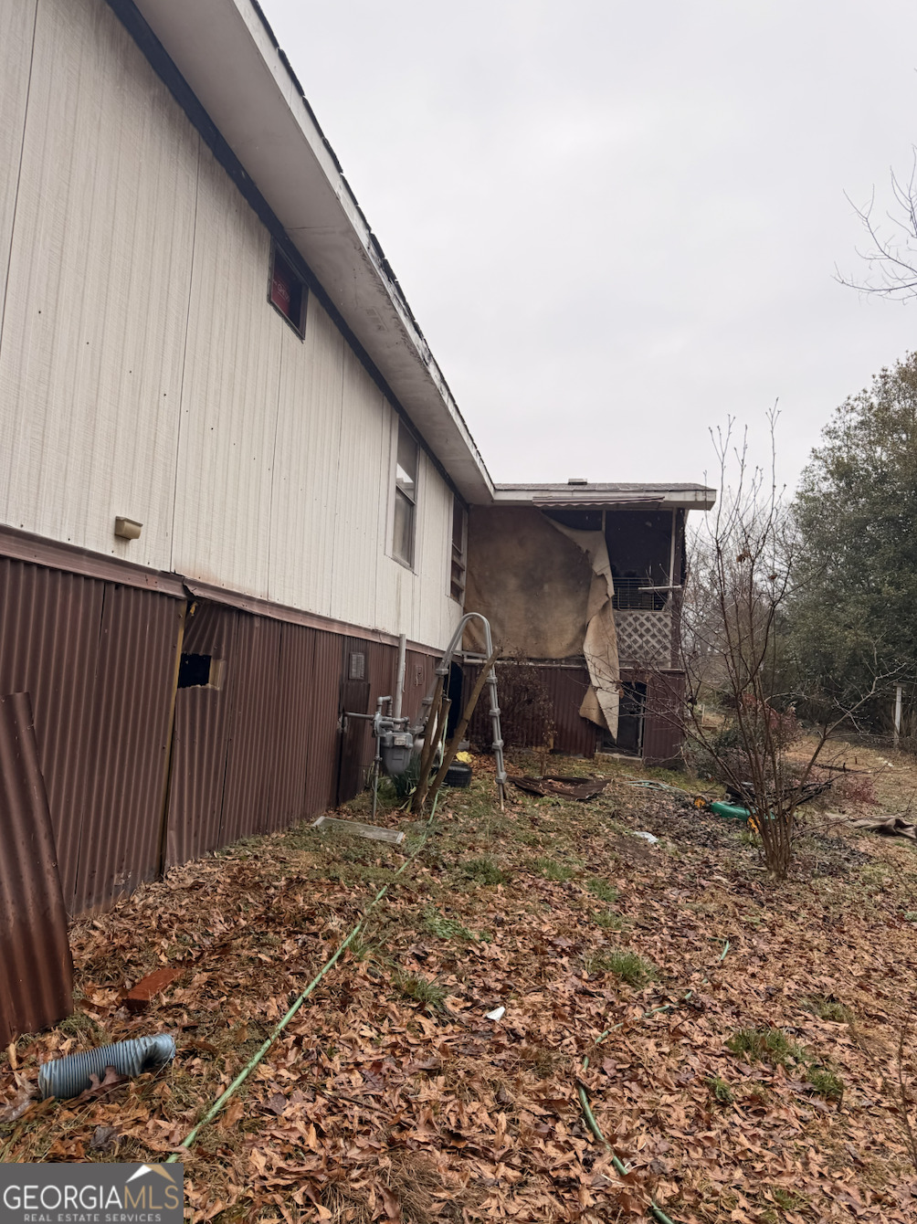 258 Persimmon Street Toccoa, GA 30577 - Photo 23 of 25 a view of a backyard