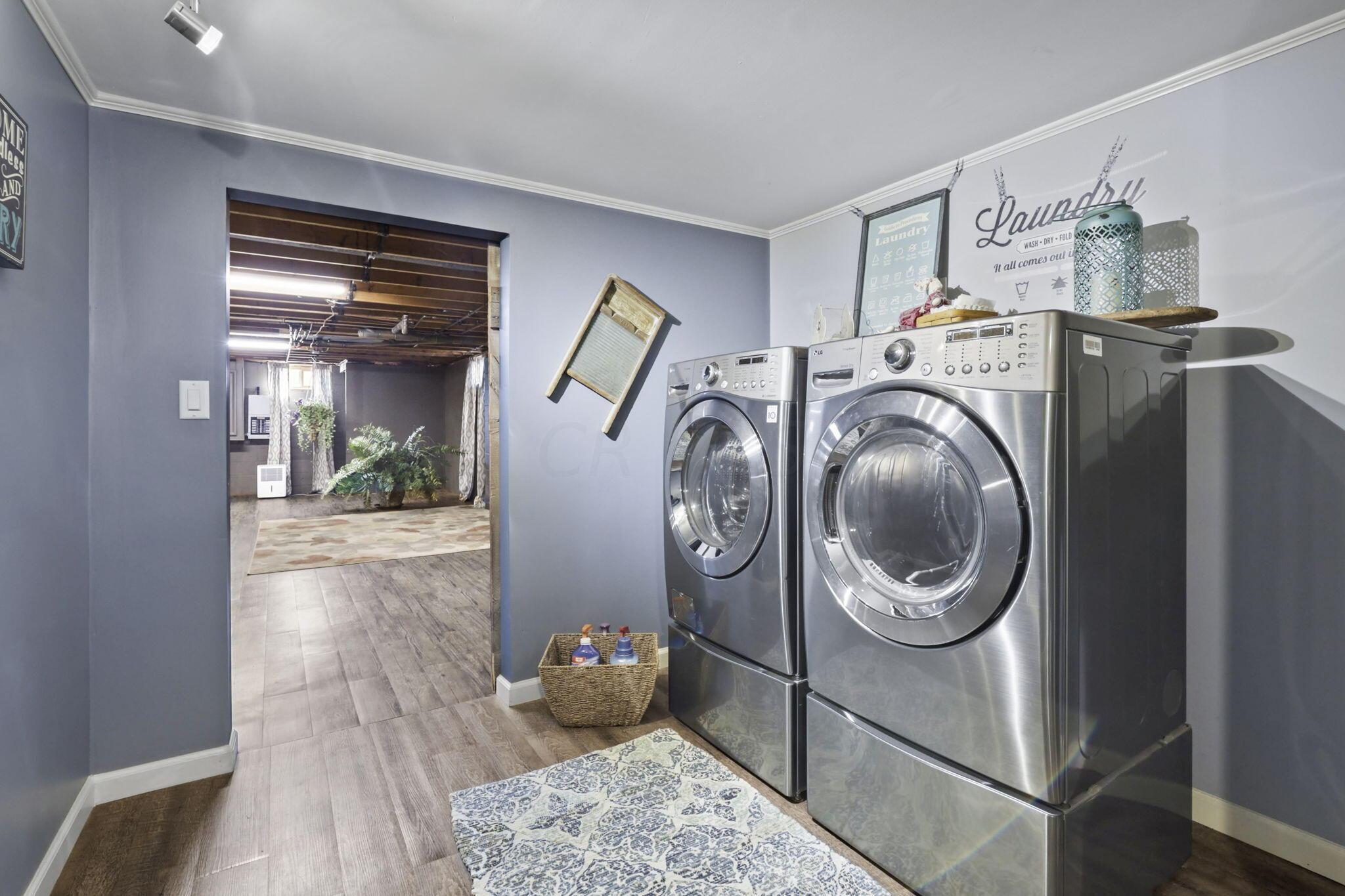335 Kirby Road Southeast Newark, OH 43056 - Photo 32 of 52 Laundry