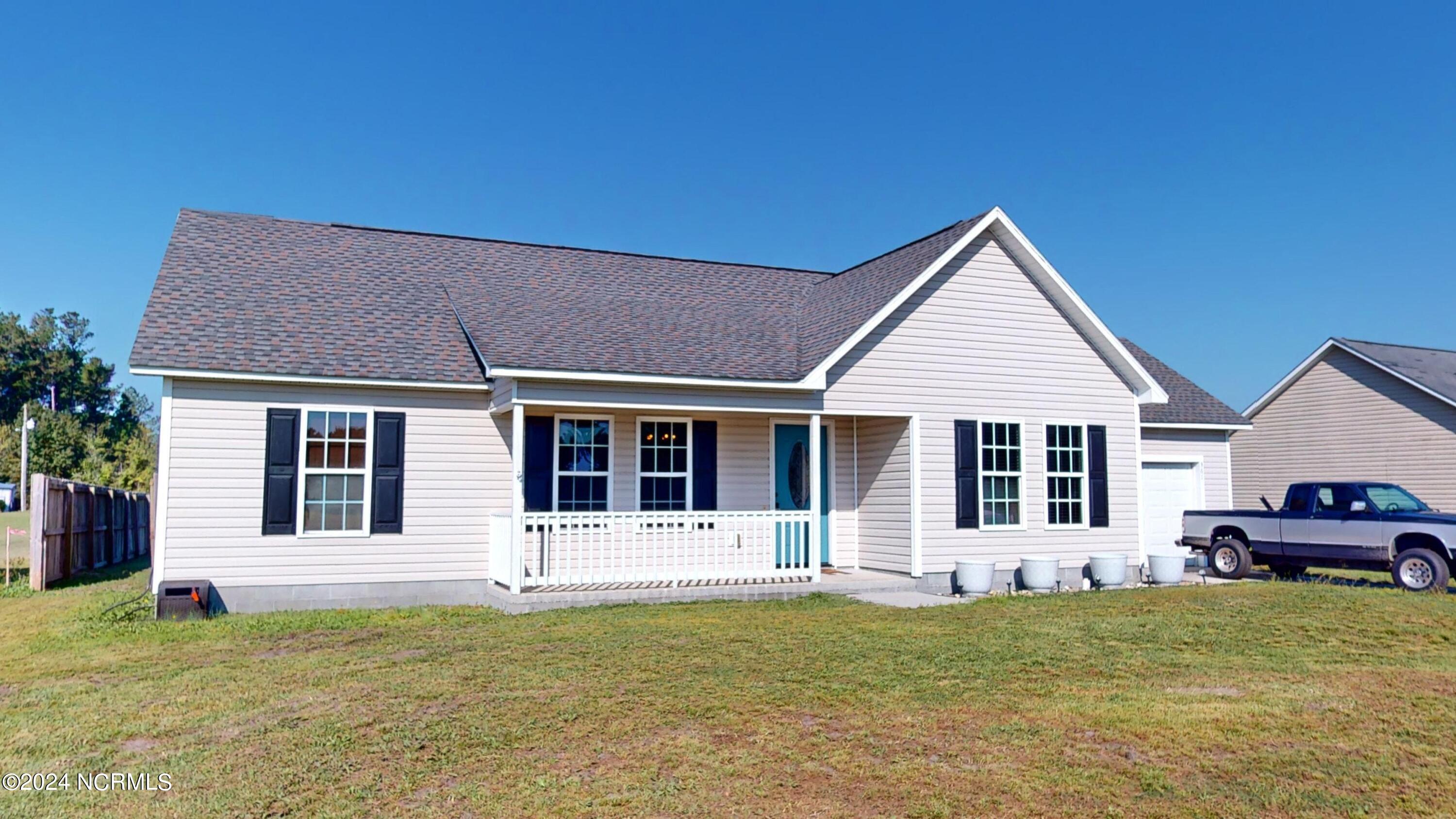 367 Nine Mile Road Maple Hill, NC 28454 - Photo 1 of 28 10.08.2024_12.19.08