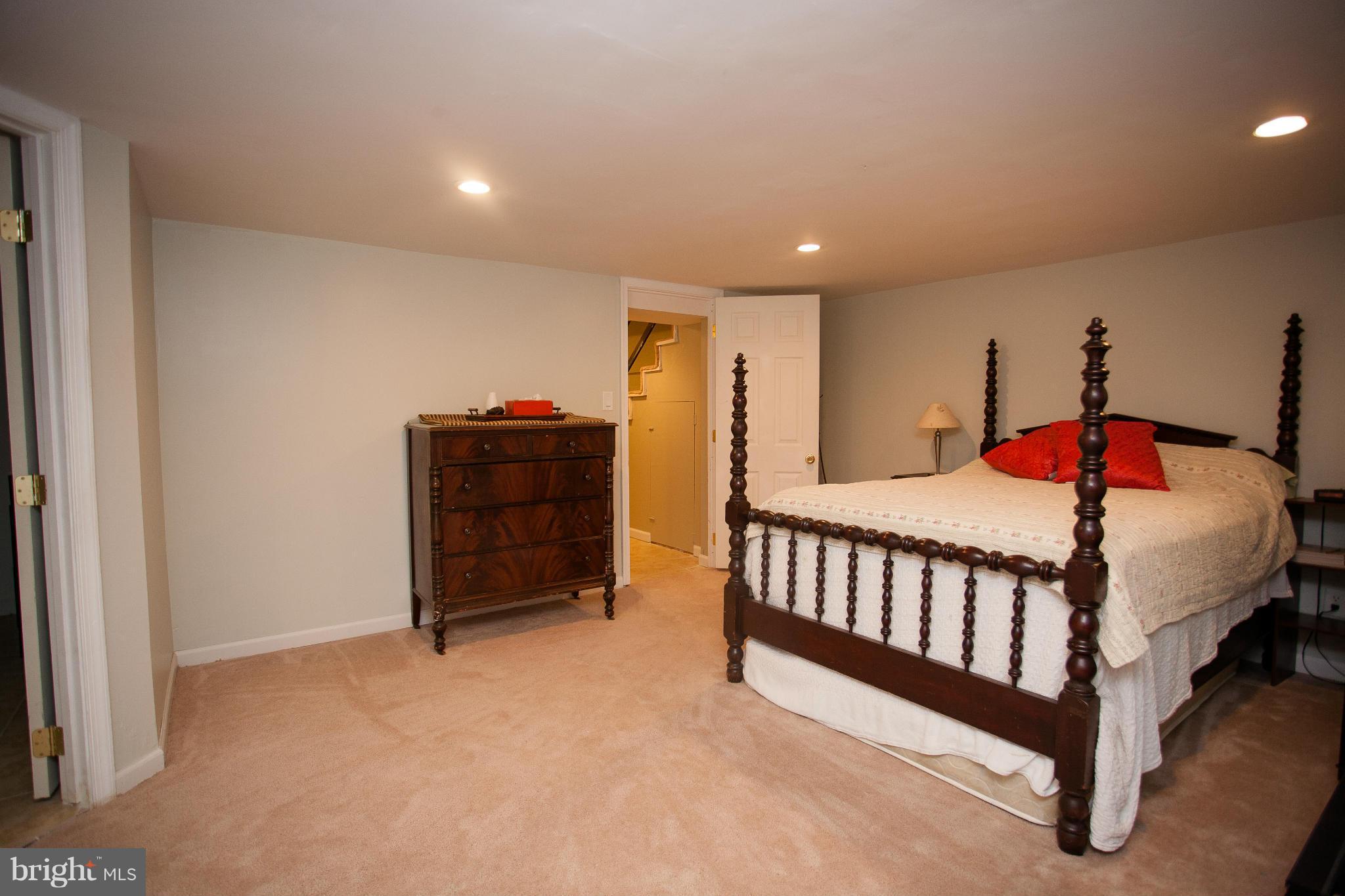 2 Somerset Road Catonsville, MD 21228 - Photo 21 of 30 Bedroom