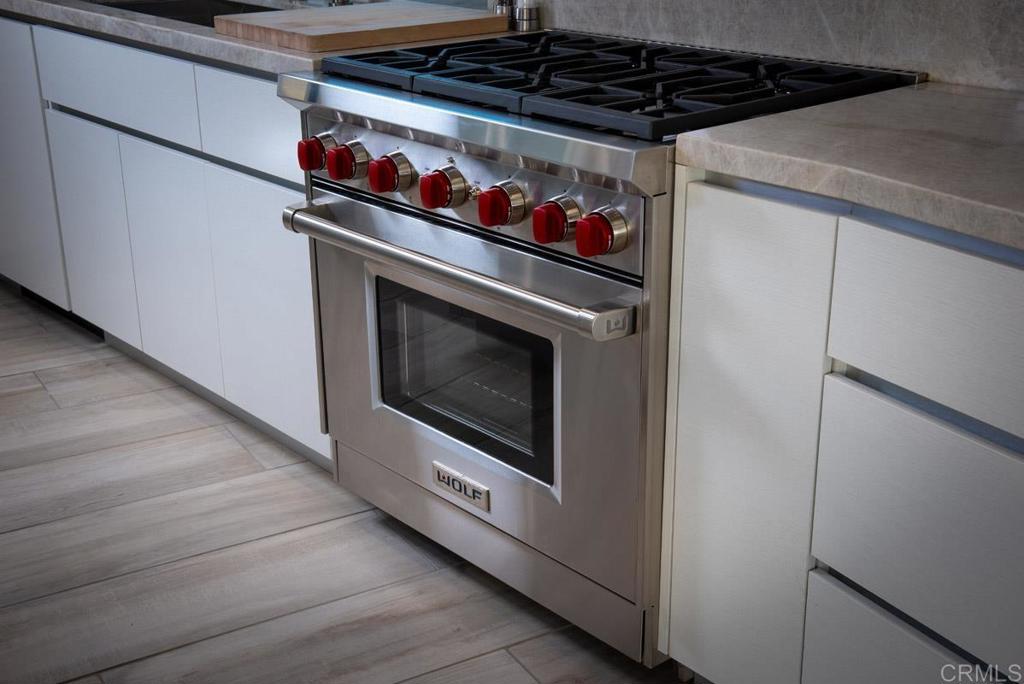 5680 Dolphin Place La Jolla, CA 92037 - Photo 35 of 36