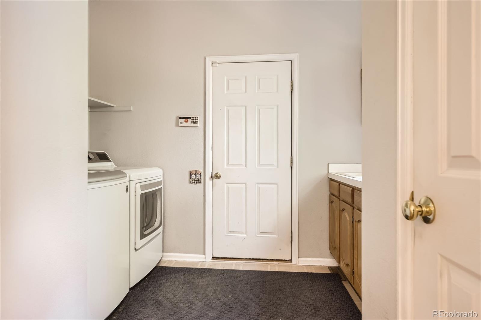 2141 Weatherstone Circle Highlands Ranch, CO 80126 - Photo 28 of 42 Gallery Image 28