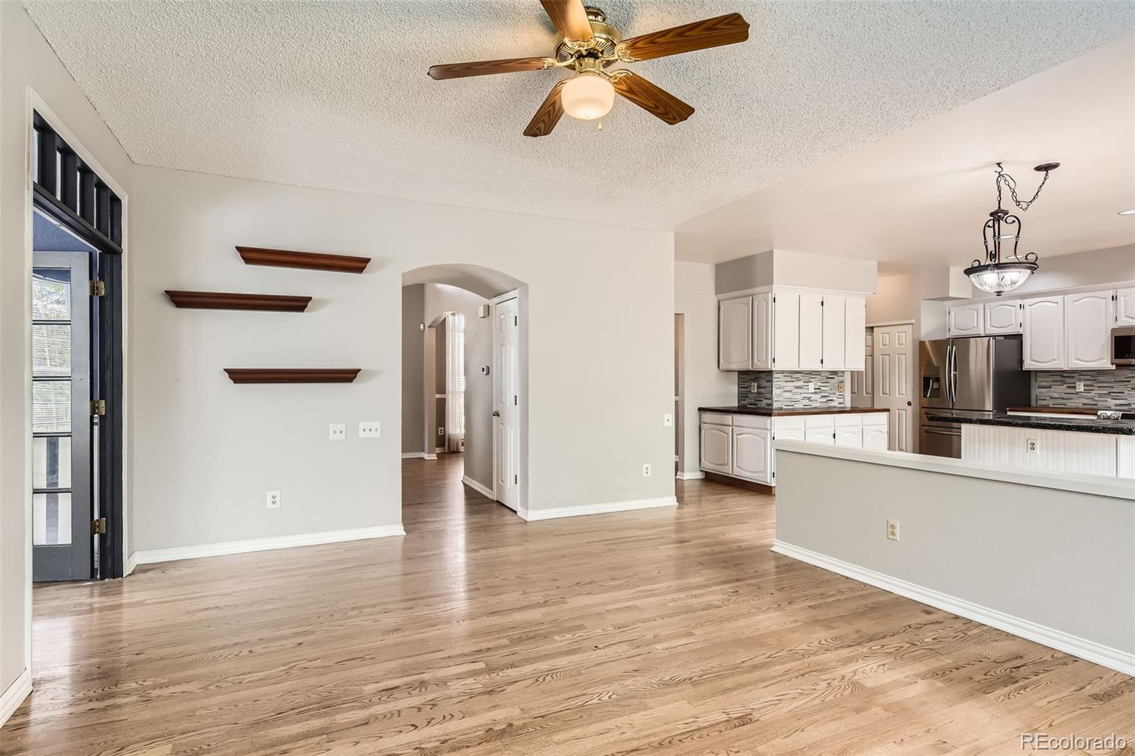 2141 Weatherstone Circle Highlands Ranch, CO 80126 - Photo 10 of 42 Gallery Image 10