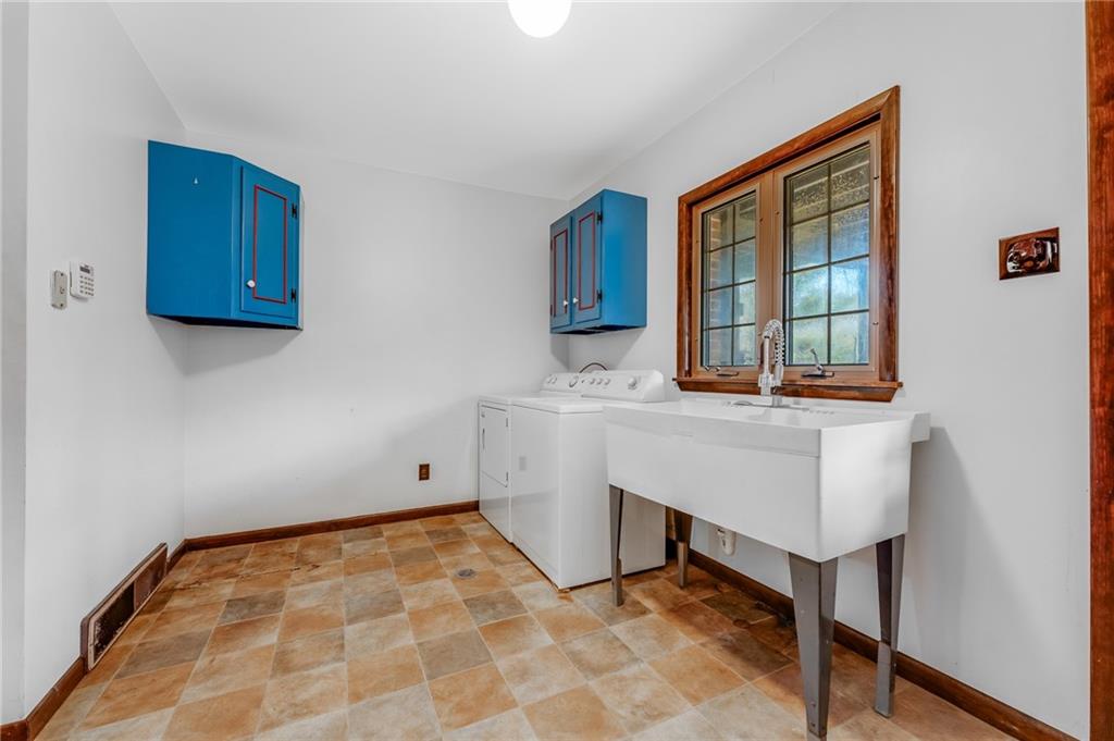 264 Stewart Run Road Waynesburg, PA 15370 - Photo 25 of 49