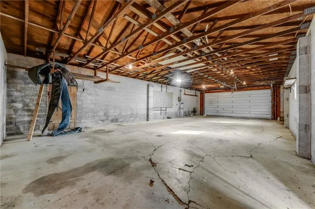 $575,000 | 264 Stewart Run Road, Waynesburg, PA 15370