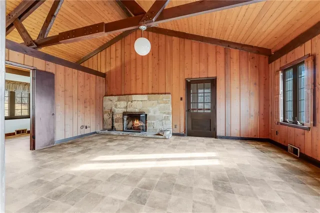 $575,000 | 264 Stewart Run Road, Waynesburg, PA 15370