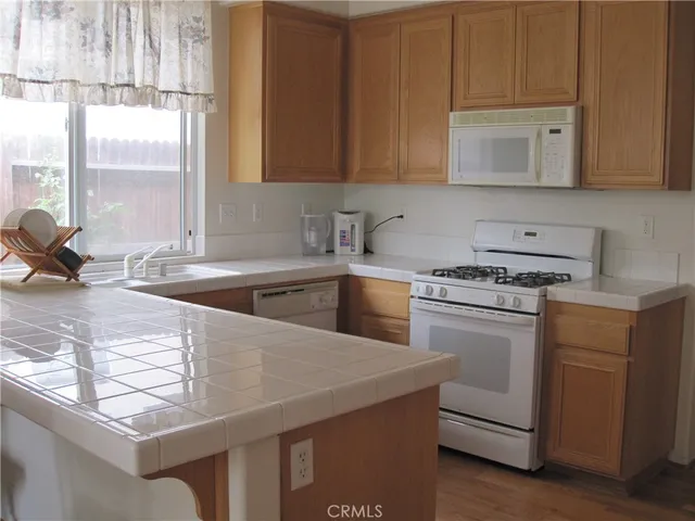 $3,800 | 4518 Corte Arbusto, Camarillo, CA 93012