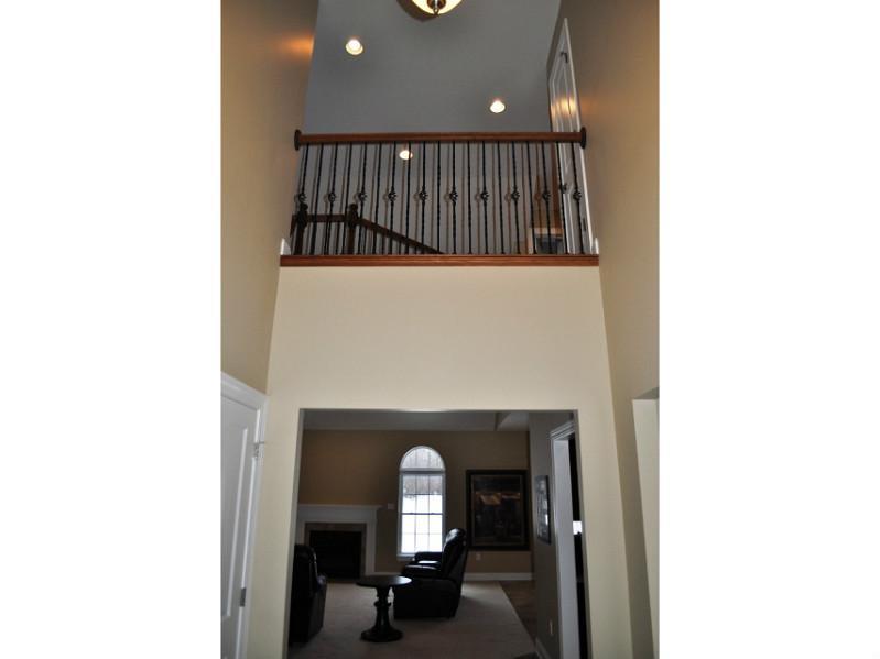 340 Sawmill Run Road Butler, PA 16001 - Photo 2 of 14 Entry/Foyer.
