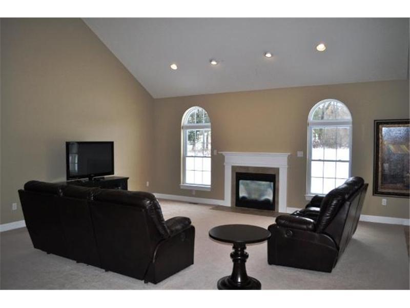 340 Sawmill Run Road Butler, PA 16001 - Photo 3 of 14 Great Room.
