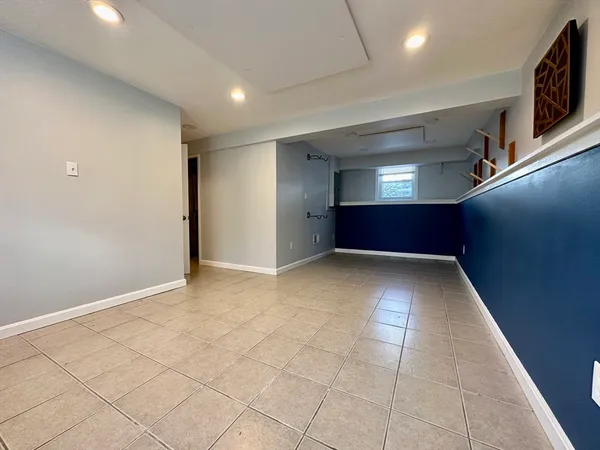 $3,700 | 62 Dunboy Street, Unit 62, Boston, MA 02135