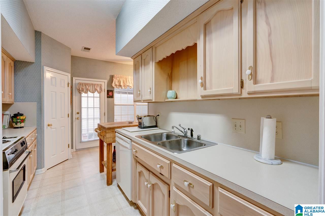3017 Cobblestone Trace Birmingham, AL 35243 - Photo 14 of 29