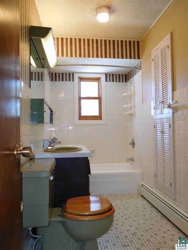 25805 Cozy Corner Road Ashland, WI 54806 - Photo 14 of 25 Upstairs Bathroom