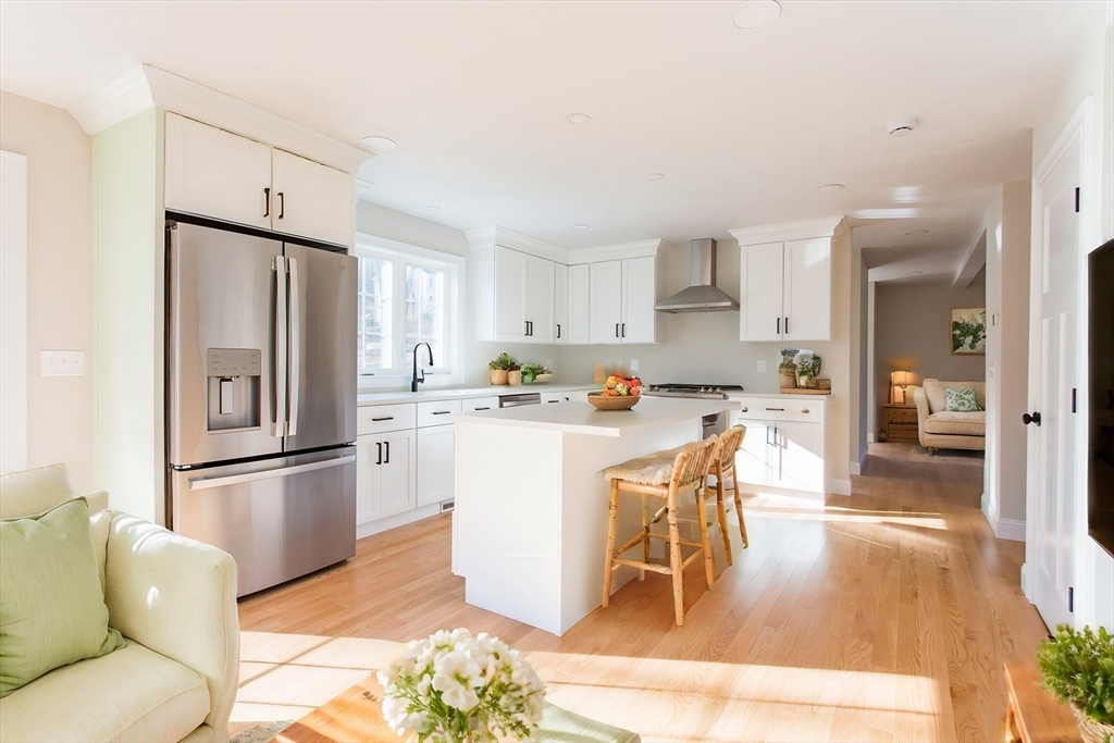 46 Ragged Hill Road West Brookfield, MA 01585 - Photo 3 of 41