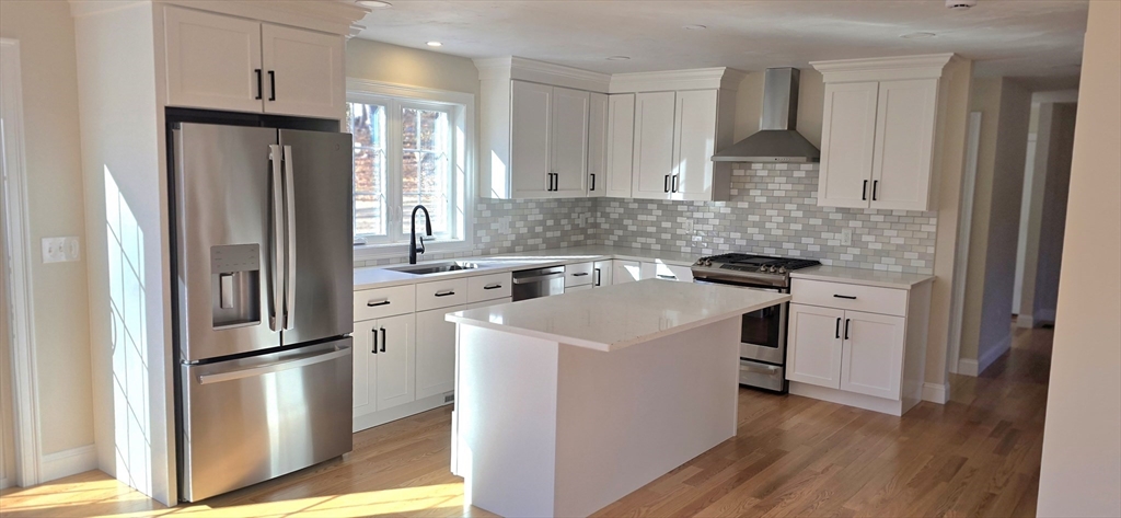 46 Ragged Hill Road West Brookfield, MA 01585 - Photo 4 of 41