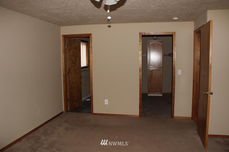 131 Estes Road Castle Rock, WA 98611 - Photo 12 of 18 Gallery Image 12