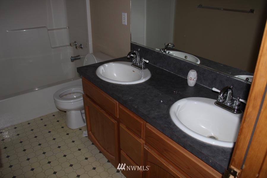 131 Estes Road Castle Rock, WA 98611 - Photo 17 of 18 Gallery Image 17