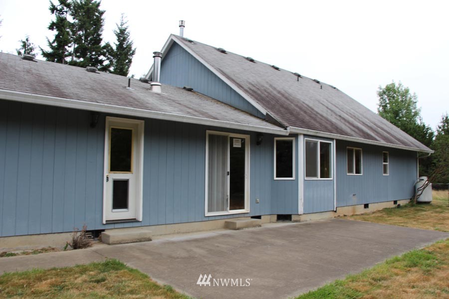 131 Estes Road Castle Rock, WA 98611 - Photo 3 of 18 Gallery Image 3