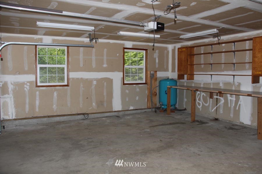 131 Estes Road Castle Rock, WA 98611 - Photo 4 of 18 Gallery Image 4