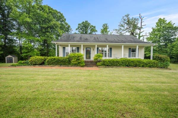 3160 Sandy River Road Burkeville, VA 23922 - Photo 1 of 24 Gallery Image 1