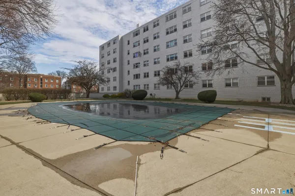 $1,850 | 889 Farmington Avenue, Unit 3F, West Hartford, CT 06119