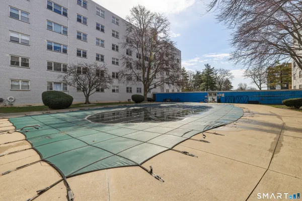$1,850 | 889 Farmington Avenue, Unit 3F, West Hartford, CT 06119