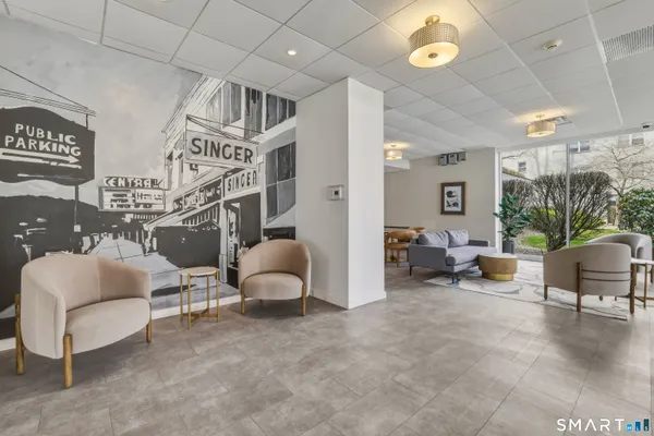 $1,850 | 889 Farmington Avenue, Unit 3F, West Hartford, CT 06119