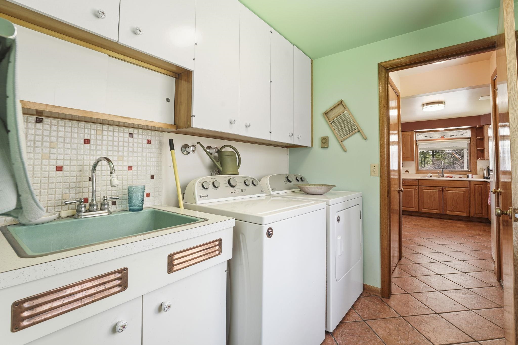 12904 East Sillman Road Mead, WA 99021 - Photo 13 of 50