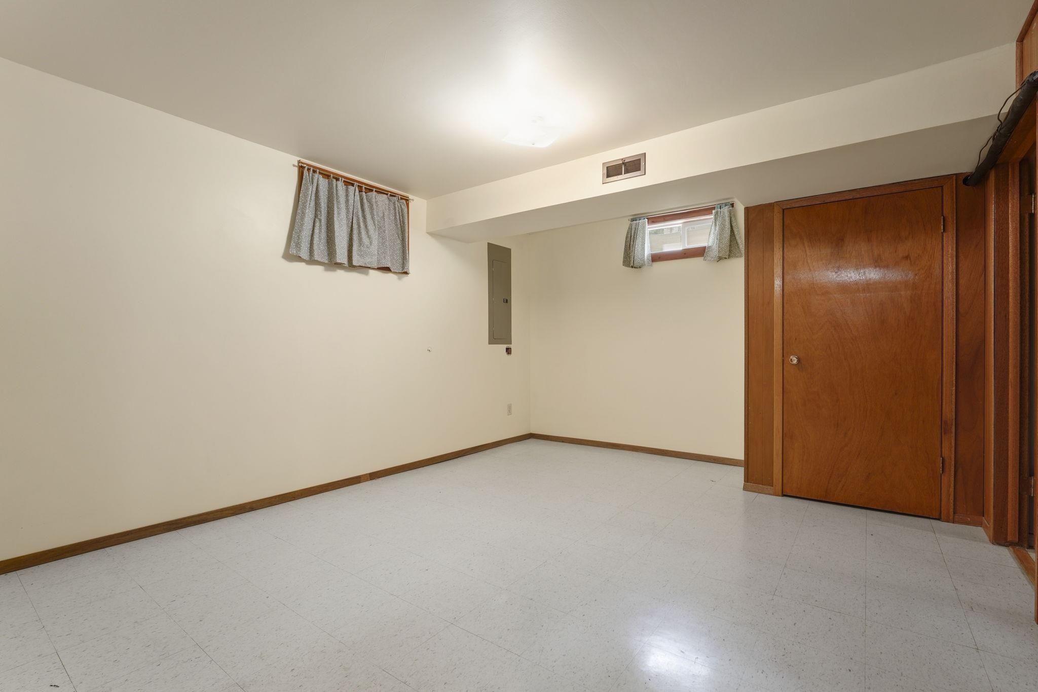 12904 East Sillman Road Mead, WA 99021 - Photo 19 of 50