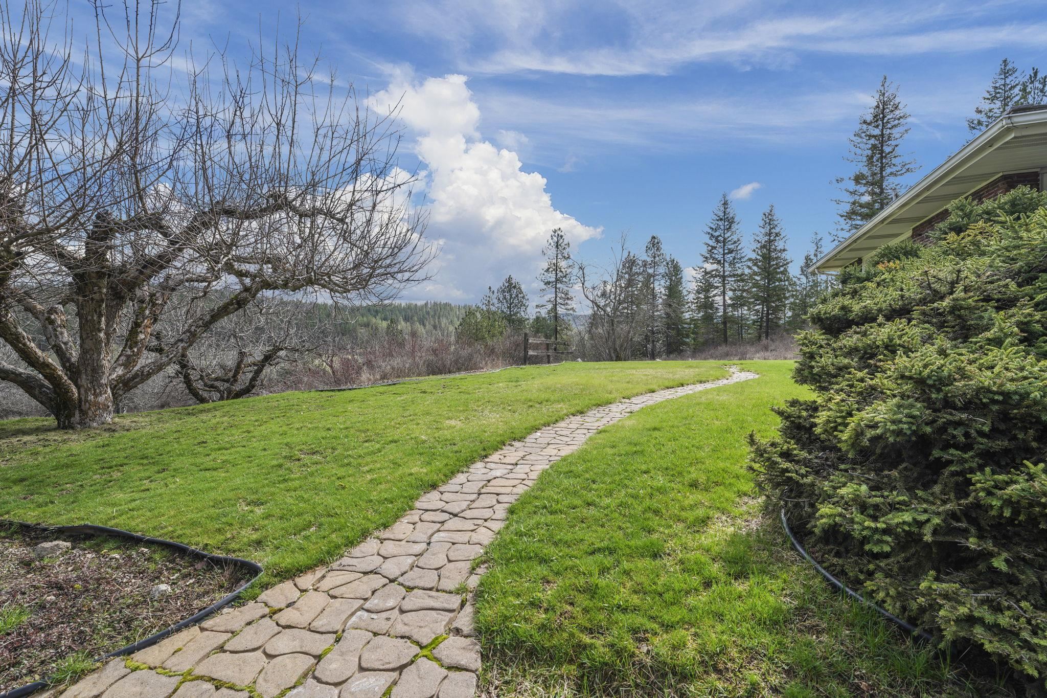 12904 East Sillman Road Mead, WA 99021 - Photo 36 of 50