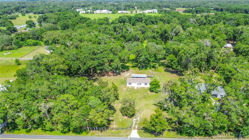 13655 Southeast 25th Avenue Summerfield, FL 34491 - Photo 2 of 52