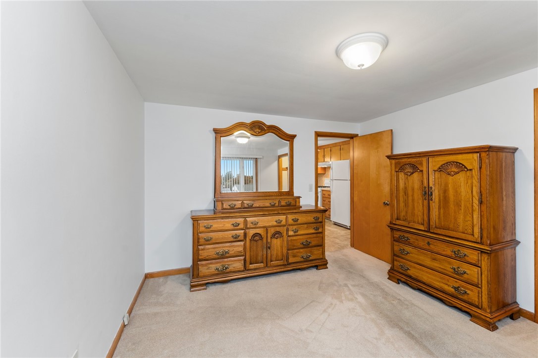 240 Curry Road Cranston, RI 02920 - Photo 10 of 22