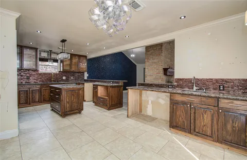 $195,000 | 2006 Waterelm Drive, Houston, TX 77084