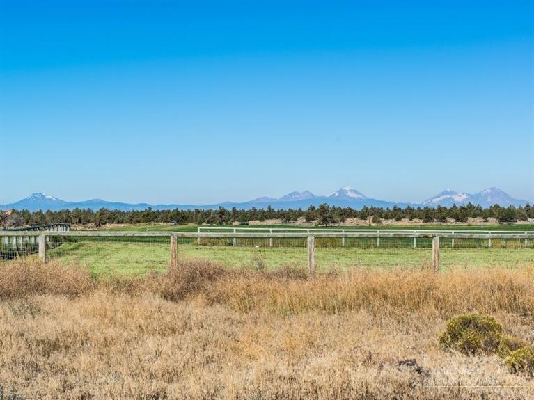 62250 Dodds Road Bend, OR 97701 - Photo 20 of 24 Additional Photo
