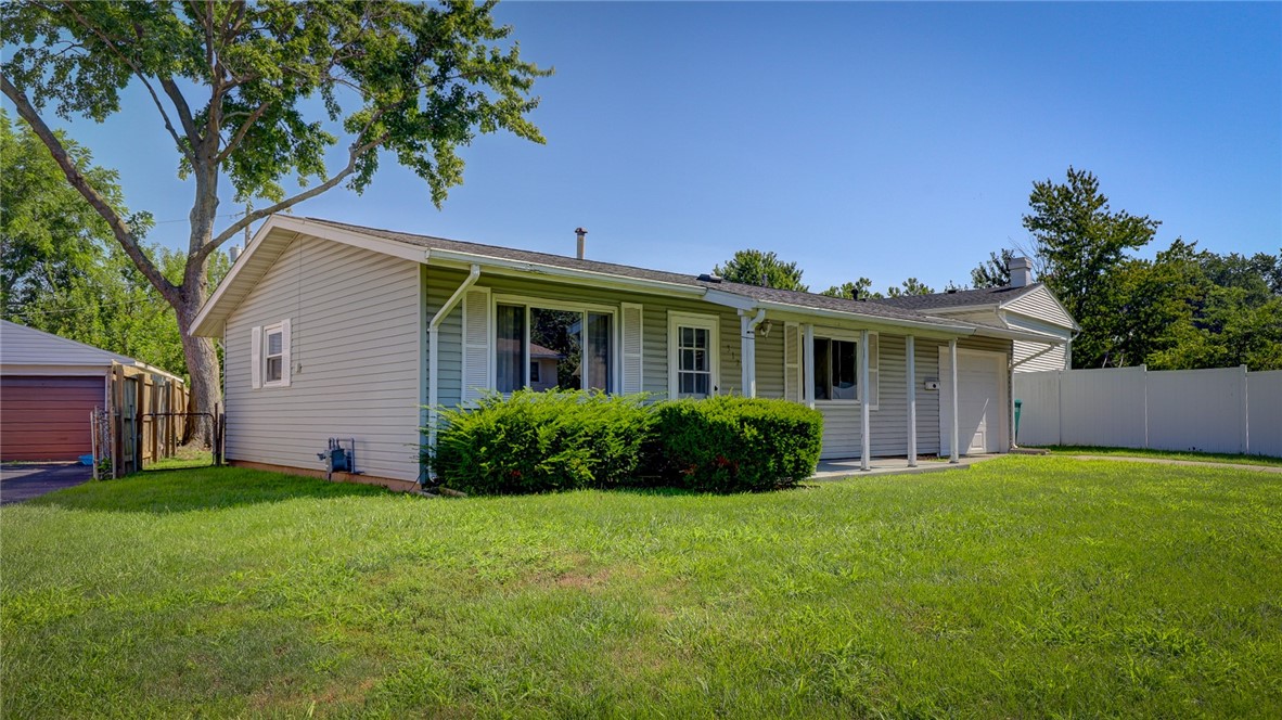 3124 East Robin Drive Decatur, IL 62526 - Photo 4 of 26