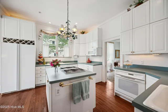 $625,000 | 116 West Queen Street, Edenton, NC 27932