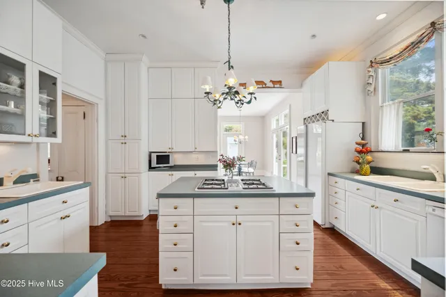 $625,000 | 116 West Queen Street, Edenton, NC 27932