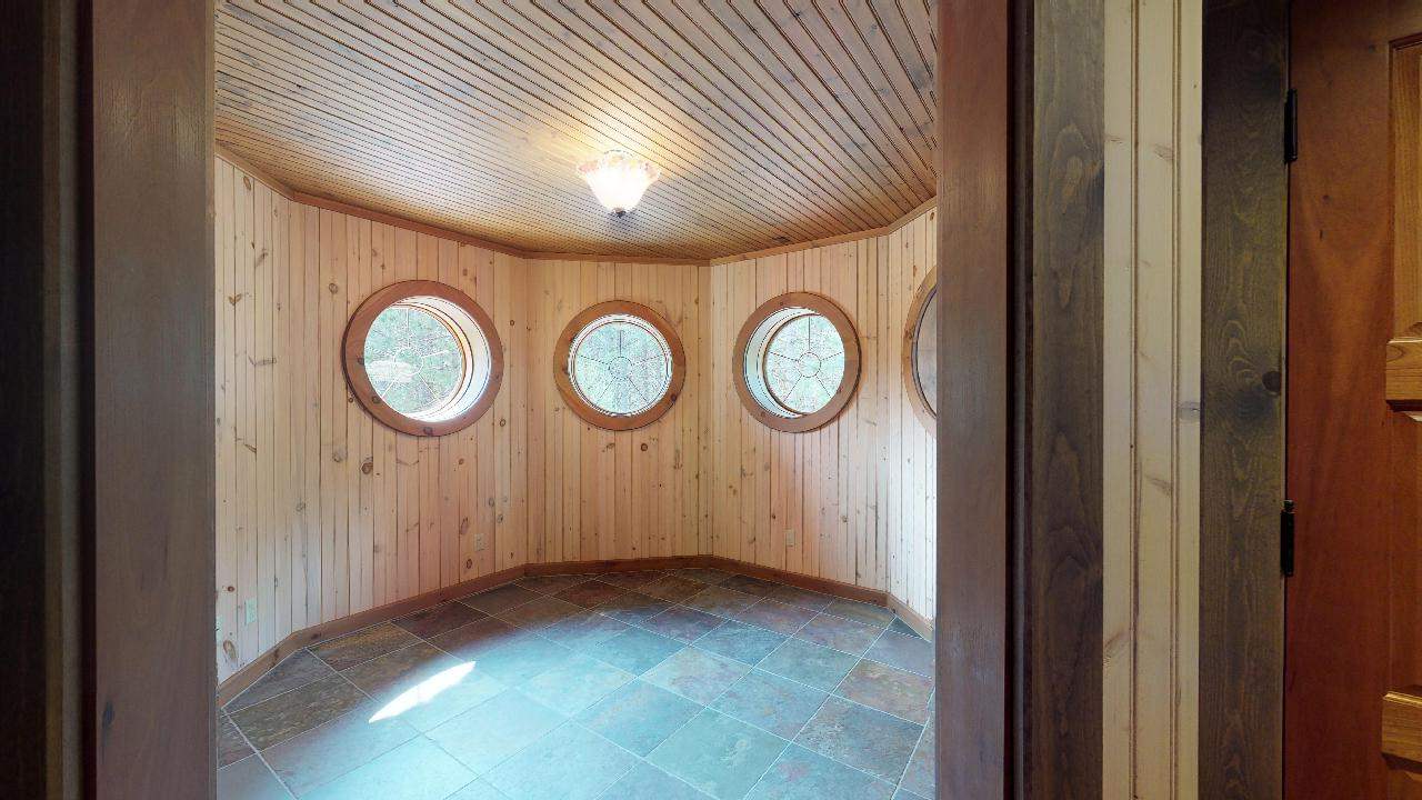 6505 South Schomberg Road Cedar, MI 49621 - Photo 36 of 49 1872418-35.JPG