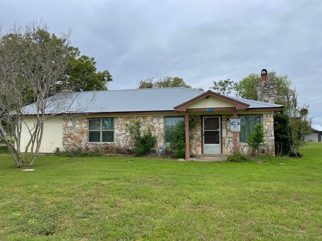 8521 Jeddo Road Waelder, TX 78959 - Photo 1 of 1 Gallery Image 1