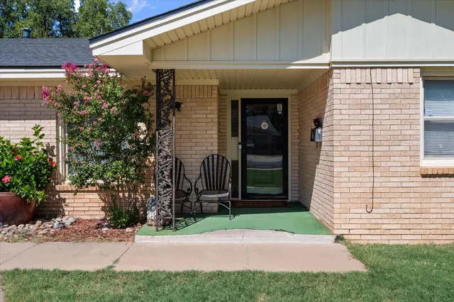 $225,000 | 1604 55th Street, Lubbock, TX 79412