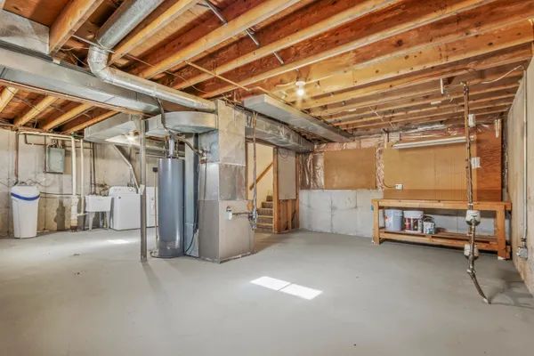 $2,995 | 1302 North Gammon Road, Middleton, WI 53562