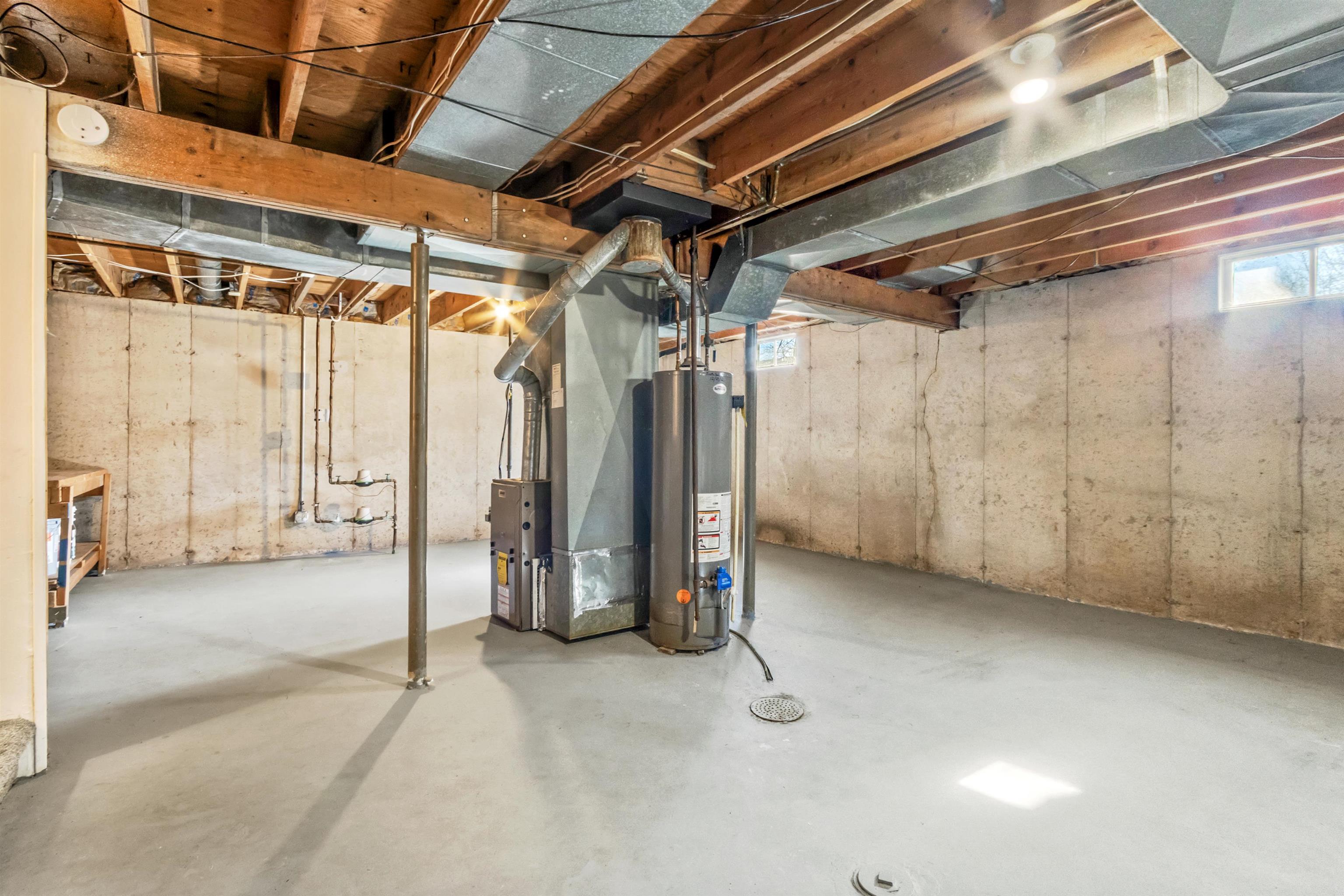 1302 North Gammon Road Middleton, WI 53562 - Photo 24 of 40