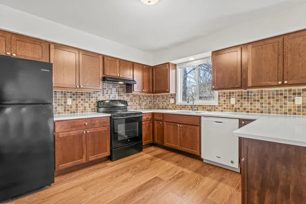 $2,995 | 1302 North Gammon Road, Middleton, WI 53562