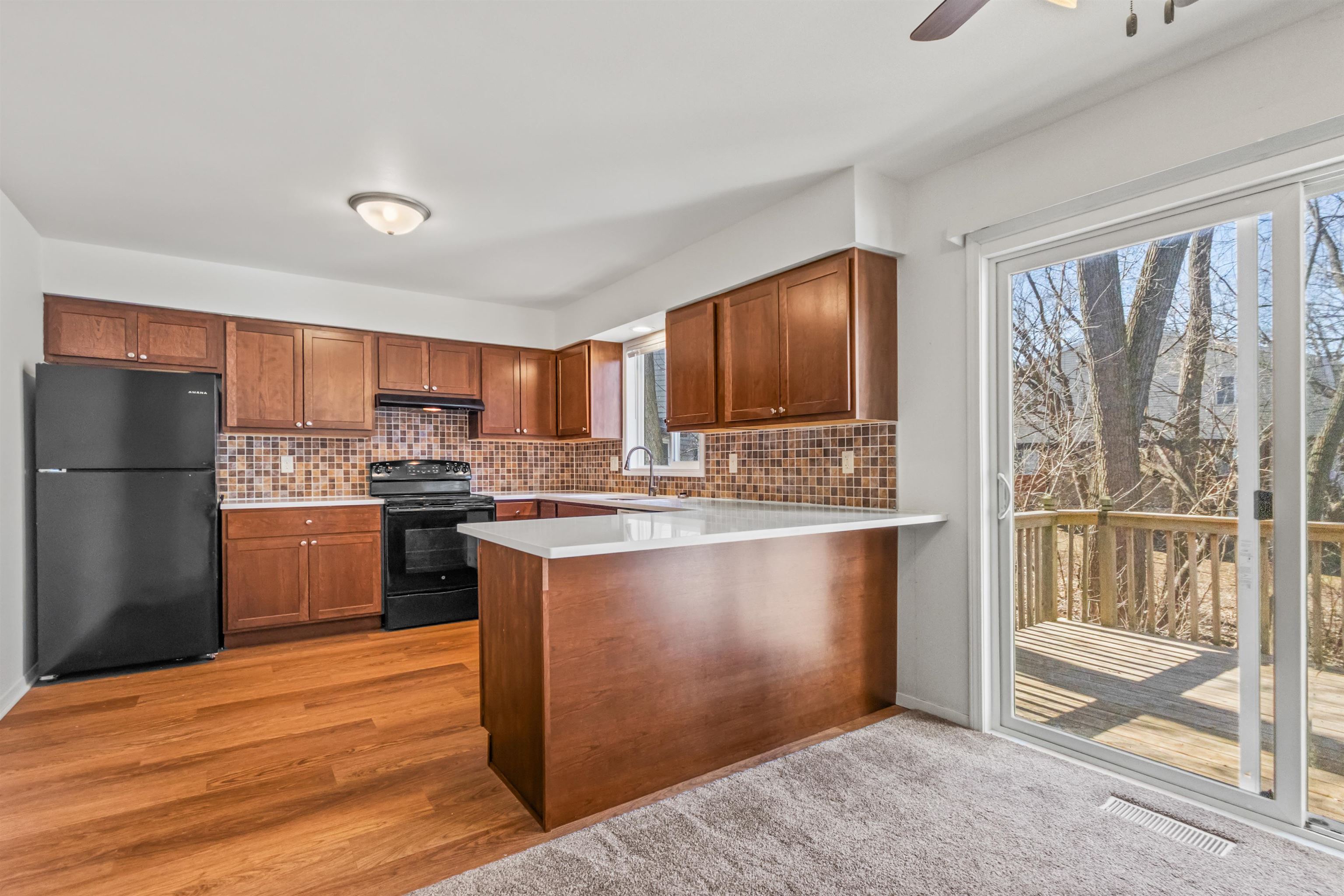 1302 North Gammon Road Middleton, WI 53562 - Photo 7 of 40