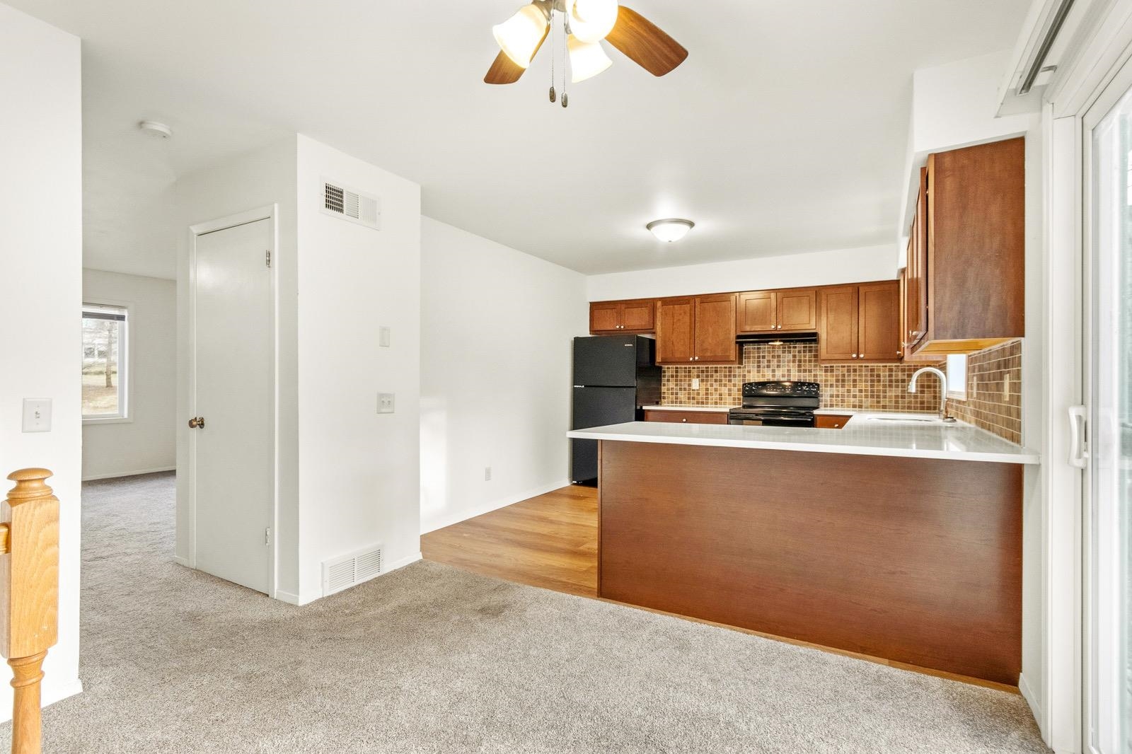 1302 North Gammon Road Middleton, WI 53562 - Photo 8 of 40