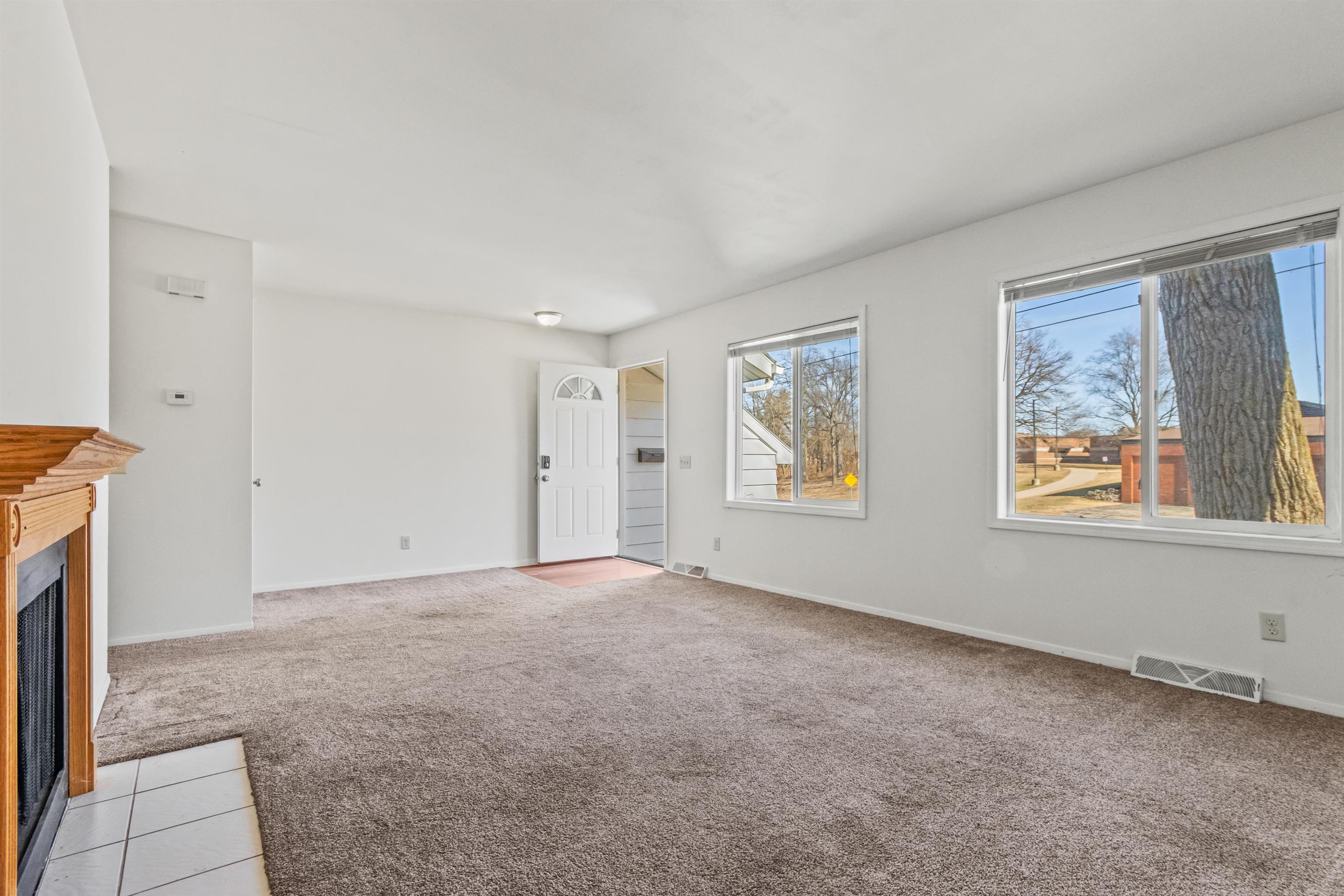 1302 North Gammon Road Middleton, WI 53562 - Photo 9 of 40