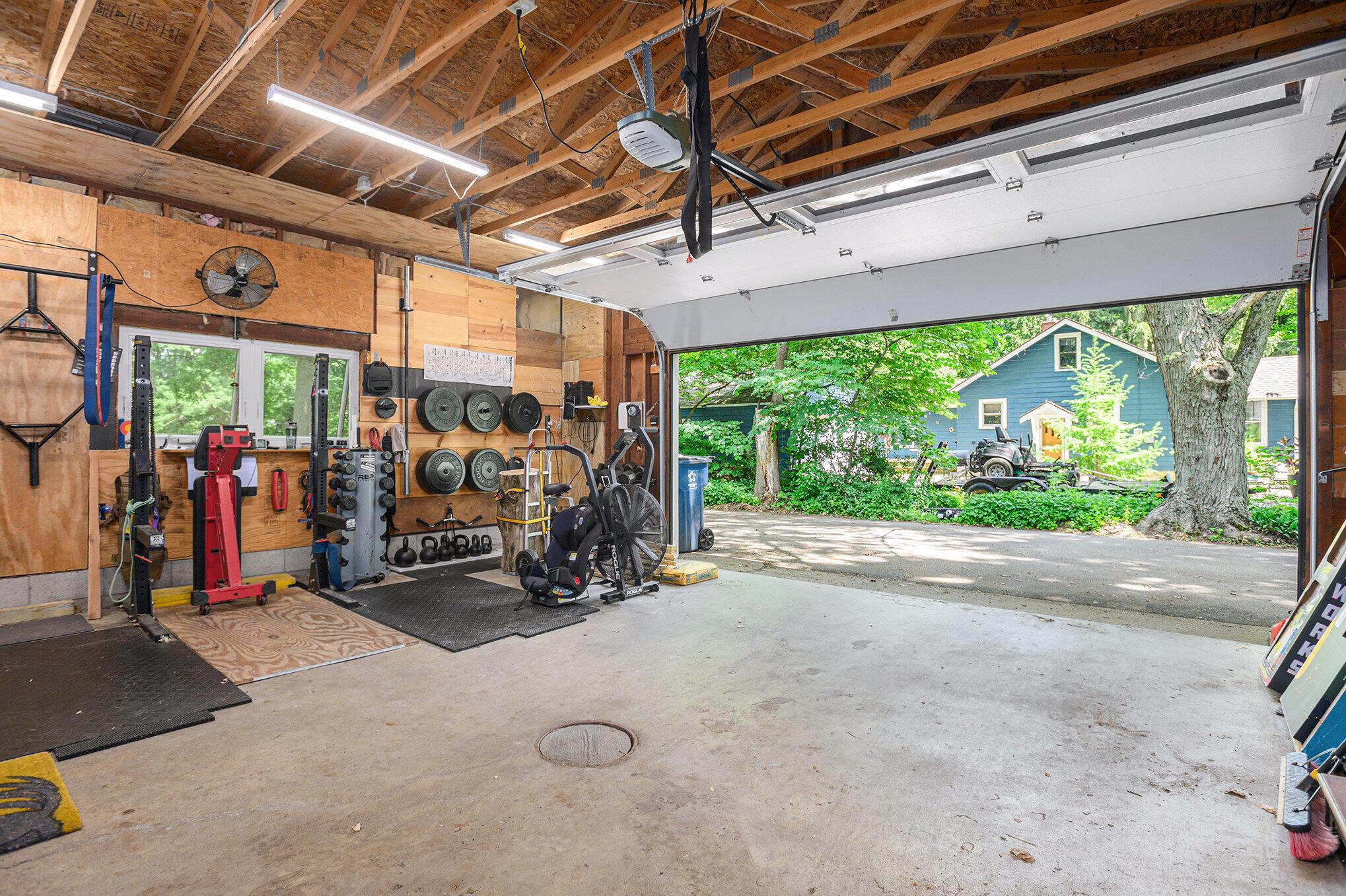 3828 Grand Prairie Road Kalamazoo, MI 49006 - Photo 26 of 35 2 Car Attached Garage