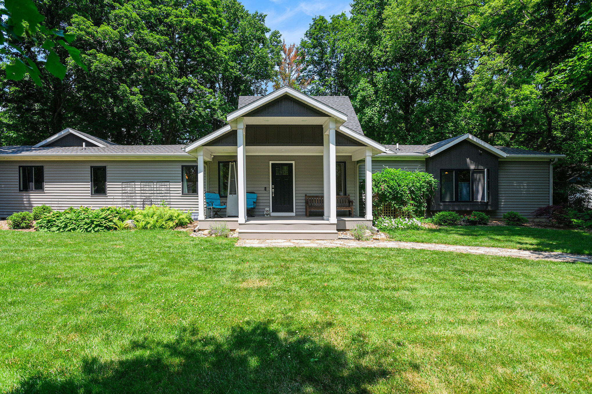 3828 Grand Prairie Road Kalamazoo, MI 49006 - Photo 31 of 35 Front