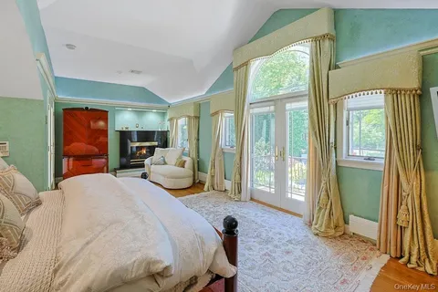 $2,650,000 | 1 Rock Hill Lane, Scarsdale, NY 10583