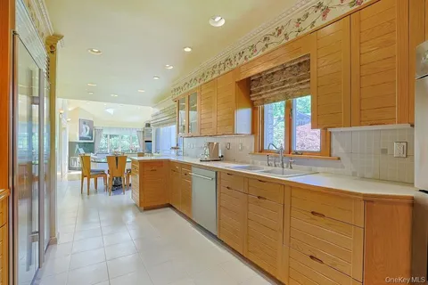 $2,650,000 | 1 Rock Hill Lane, Scarsdale, NY 10583